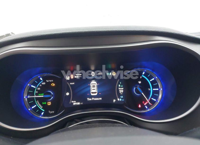 Photo 7 of 2021 Chrysler Pacifica HYBRID TOURING L (VIN 2C4RC1L79MR535420)