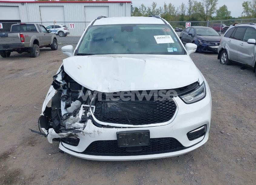 Photo 12 of 2021 Chrysler Pacifica HYBRID TOURING L (VIN 2C4RC1L79MR597058)