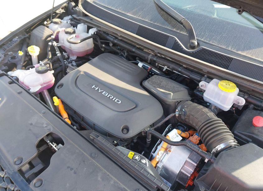 Photo 10 of 2022 Chrysler Pacifica HYBRID TOURING L (VIN 2C4RC1L79NR143698)