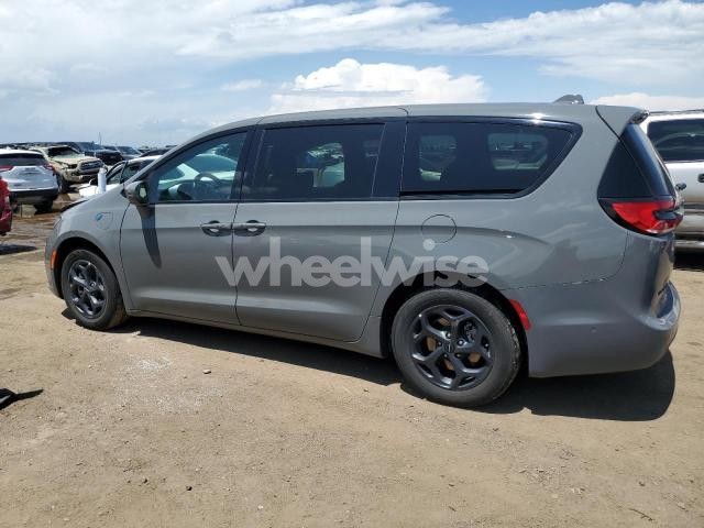 Photo 10 of 2022 CHRYSLER PACIFICA HYBRID TOURING L (VIN 2C4RC1L79NR173719)