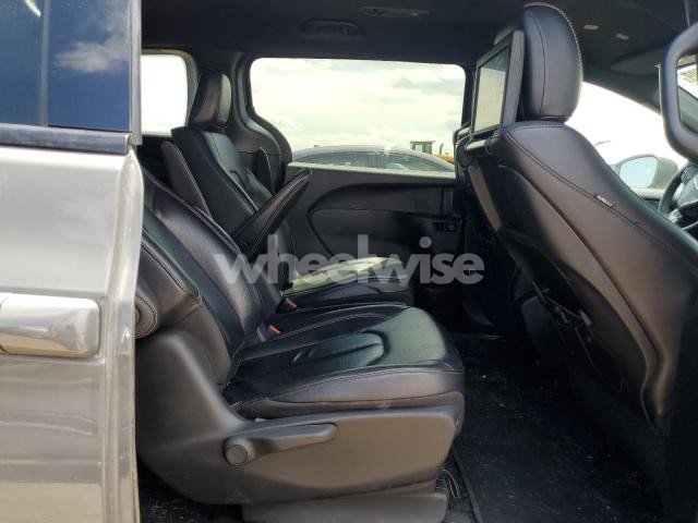 Photo 2 of 2022 CHRYSLER PACIFICA HYBRID TOURING L (VIN 2C4RC1L79NR173719)