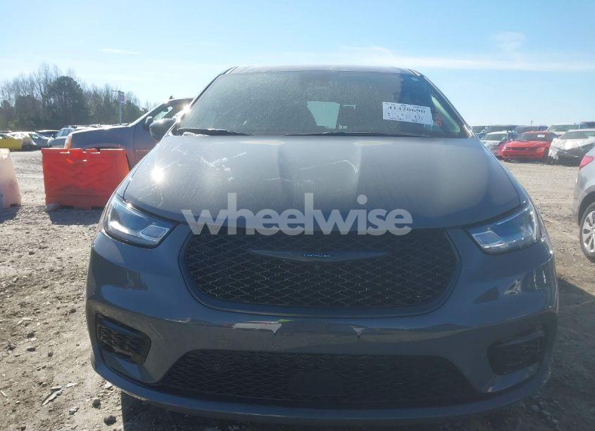 Photo 12 of 2022 Chrysler Pacifica HYBRID TOURING L (VIN 2C4RC1L79NR213703)