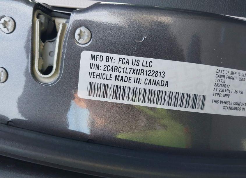 Photo 9 of 2022 Chrysler Pacifica HYBRID TOURING L (VIN 2C4RC1L7XNR122813)