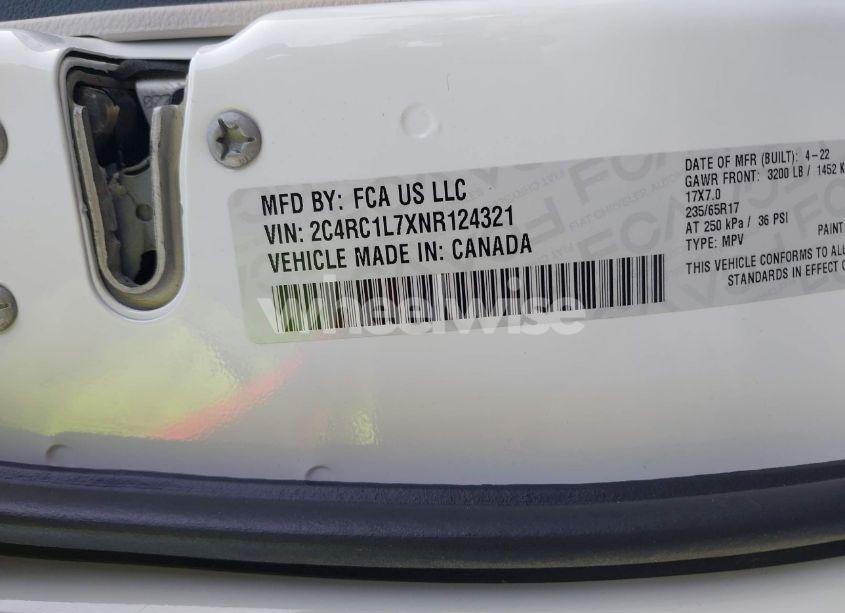 Photo 9 of 2022 Chrysler Pacifica HYBRID TOURING L (VIN 2C4RC1L7XNR124321)