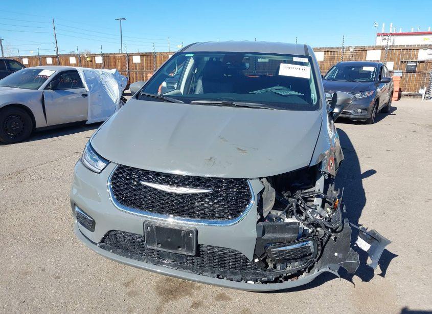 Photo 12 of 2023 Chrysler Pacifica HYBRID TOURING L (VIN 2C4RC1L7XPR608640)