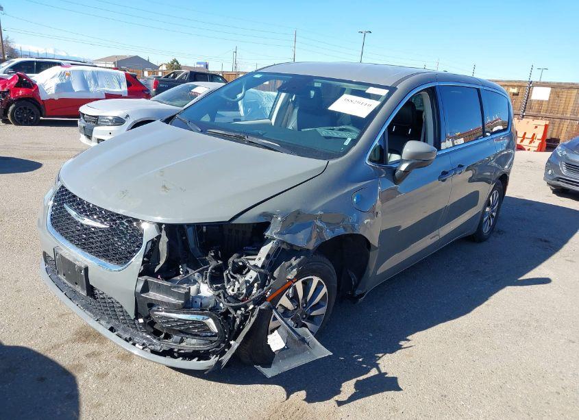 Photo 2 of 2023 Chrysler Pacifica HYBRID TOURING L (VIN 2C4RC1L7XPR608640)