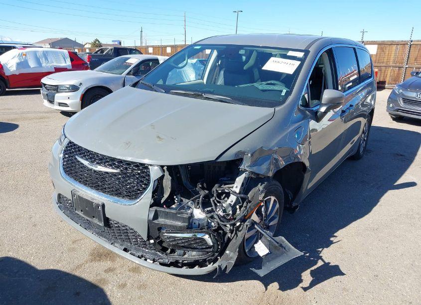 Photo 6 of 2023 Chrysler Pacifica HYBRID TOURING L (VIN 2C4RC1L7XPR608640)