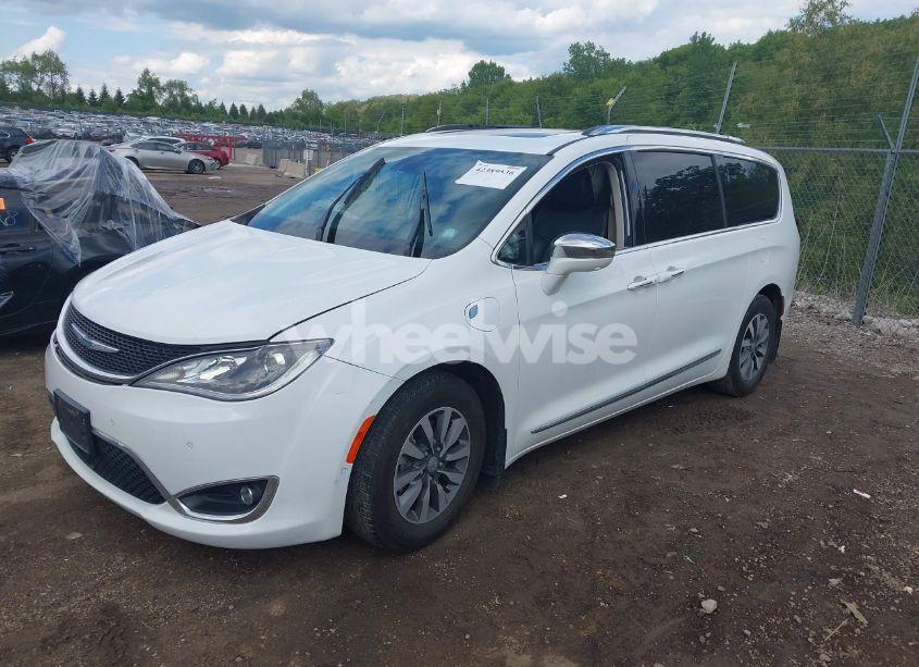 Photo 2 of 2020 Chrysler Pacifica HYBRID LIMITED (VIN 2C4RC1N70LR173649)
