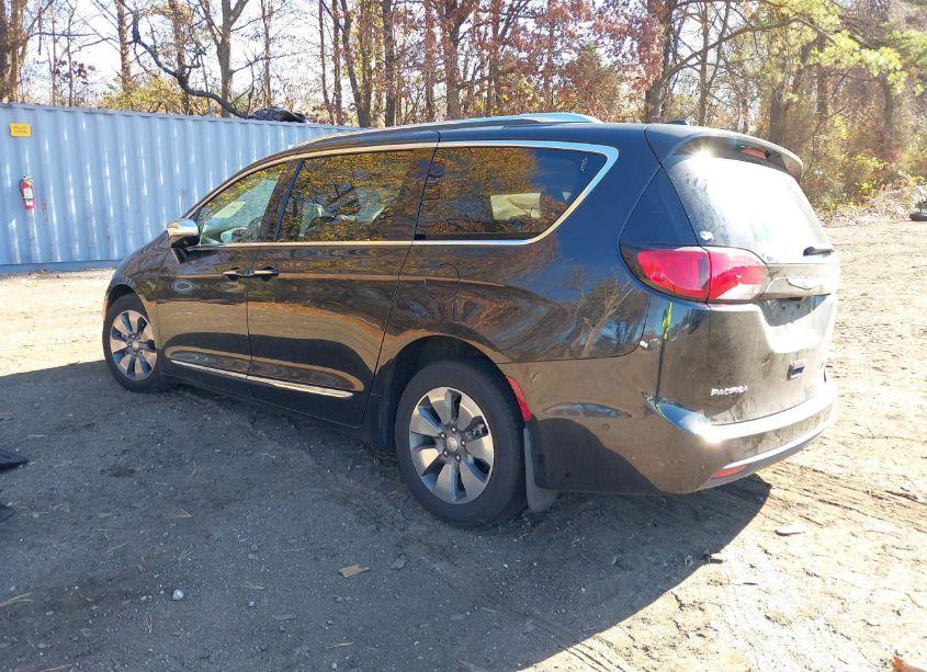 Photo 14 of 2017 Chrysler Pacifica HYBRID PLATINUM (VIN 2C4RC1N72HR666126)