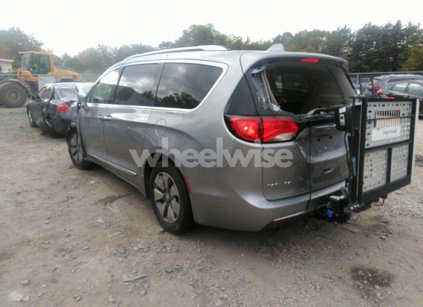 Photo 3 of 2020 Chrysler Pacifica HYBRID LIMITED (VIN 2C4RC1N75LR242500)