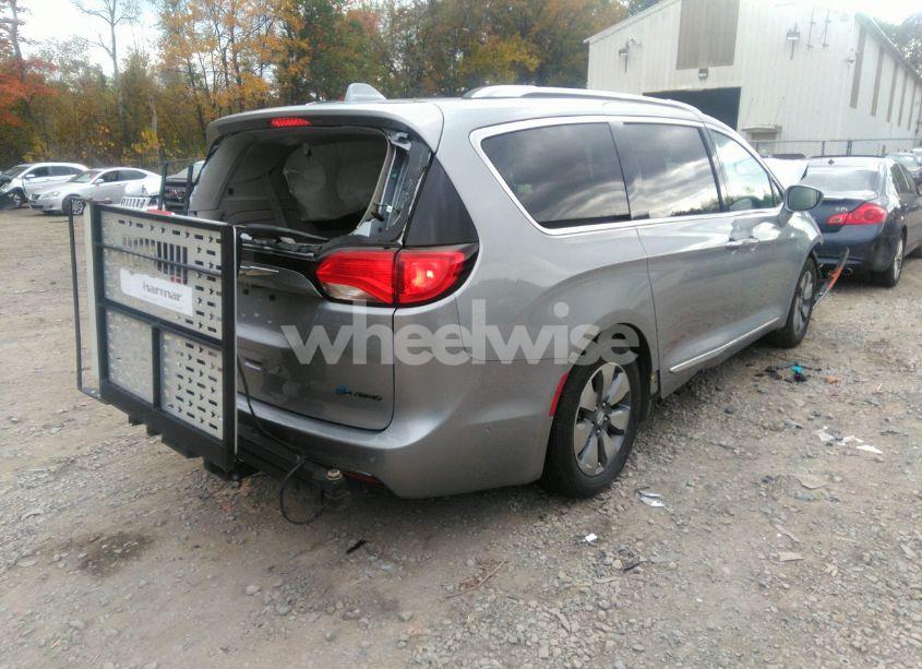 Photo 4 of 2020 Chrysler Pacifica HYBRID LIMITED (VIN 2C4RC1N75LR242500)