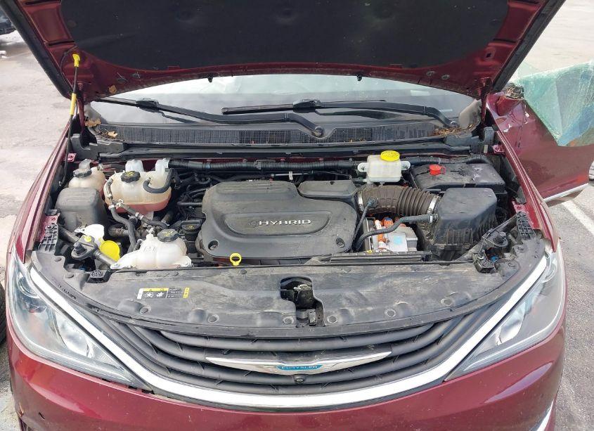 Photo 10 of 2017 Chrysler Pacifica HYBRID PLATINUM (VIN 2C4RC1N76HR709530)