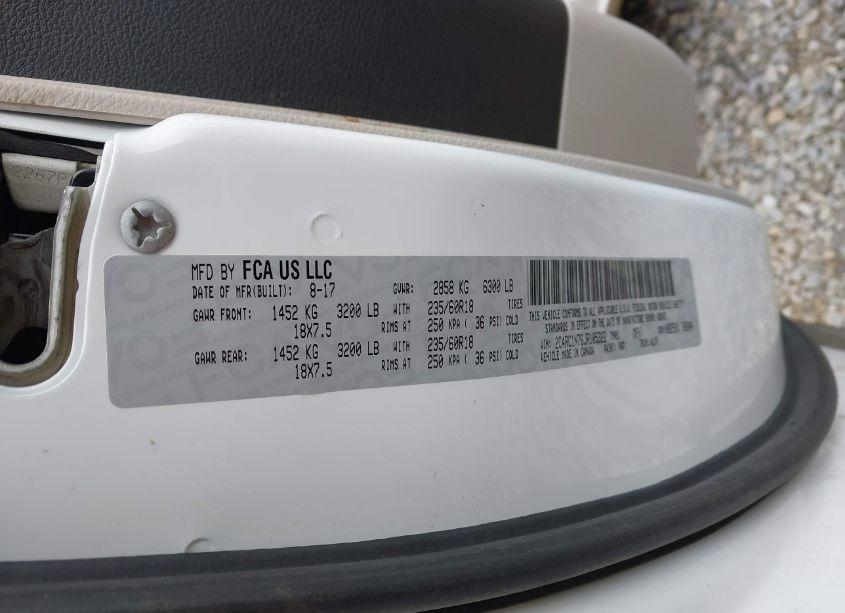 Photo 9 of 2018 Chrysler Pacifica HYBRID LIMITED (VIN 2C4RC1N76JR105322)