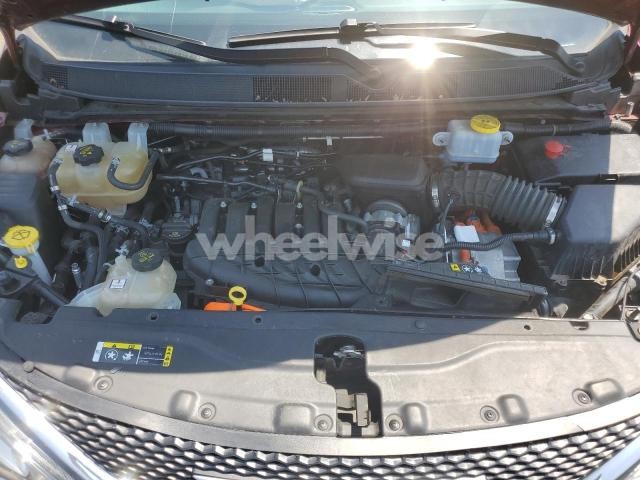 Photo 6 of 2020 CHRYSLER PACIFICA HYBRID LIMITED (VIN 2C4RC1N77LR135237)