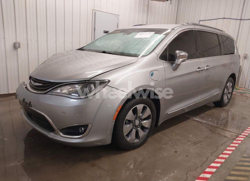 Photo 2 of 2017 Chrysler Pacifica HYBRID PLATINUM (VIN 2C4RC1N79HR655172)