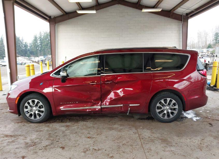 Photo 15 of 2023 Chrysler Pacifica HYBRID PINNACLE (VIN 2C4RC1N79PR589205)