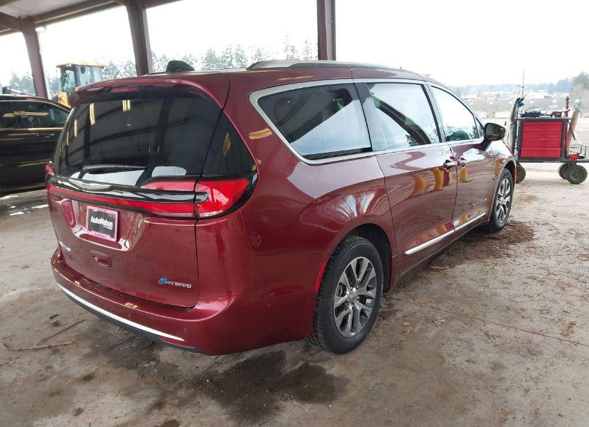 Photo 4 of 2023 Chrysler Pacifica HYBRID PINNACLE (VIN 2C4RC1N79PR589205)