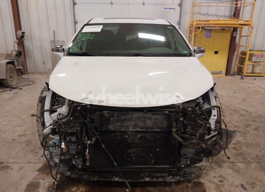 Photo 12 of 2022 Chrysler Pacifica HYBRID LIMITED (VIN 2C4RC1S71NR148136)