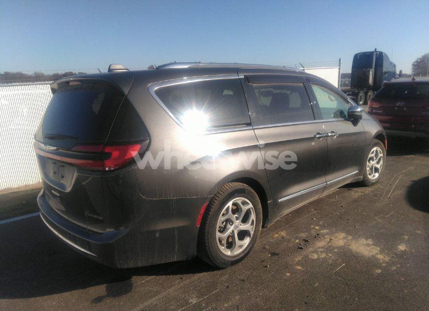 Photo 4 of 2021 Chrysler Pacifica HYBRID LIMITED (VIN 2C4RC1S73MR507369)