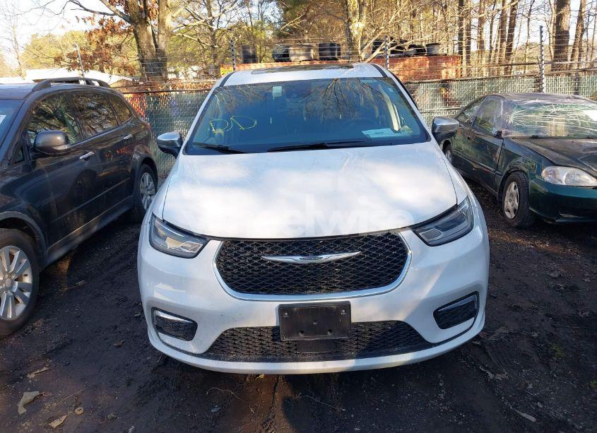 Photo 12 of 2023 Chrysler Pacifica HYBRID LIMITED (VIN 2C4RC1S73PR626236)