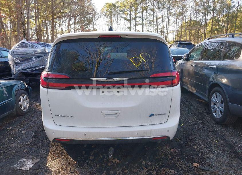 Photo 16 of 2023 Chrysler Pacifica HYBRID LIMITED (VIN 2C4RC1S73PR626236)
