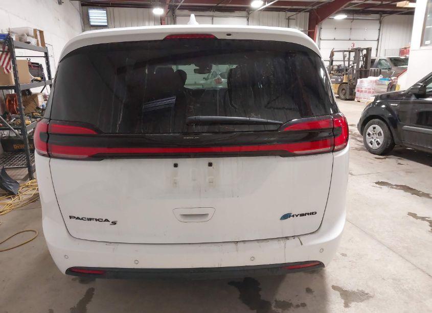 Photo 17 of 2022 Chrysler Pacifica HYBRID LIMITED (VIN 2C4RC1S74NR173841)
