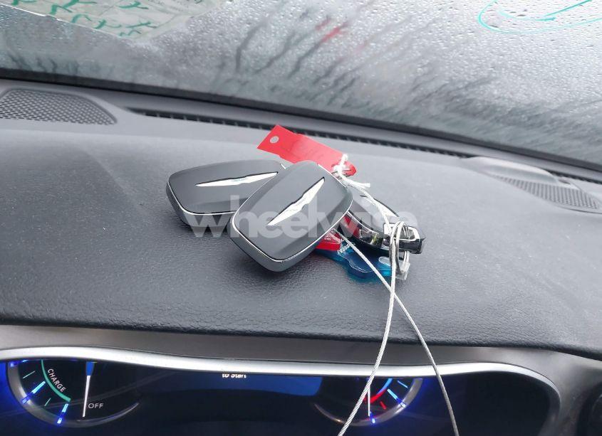 Photo 11 of 2021 Chrysler Pacifica HYBRID LIMITED (VIN 2C4RC1S78MR521915)