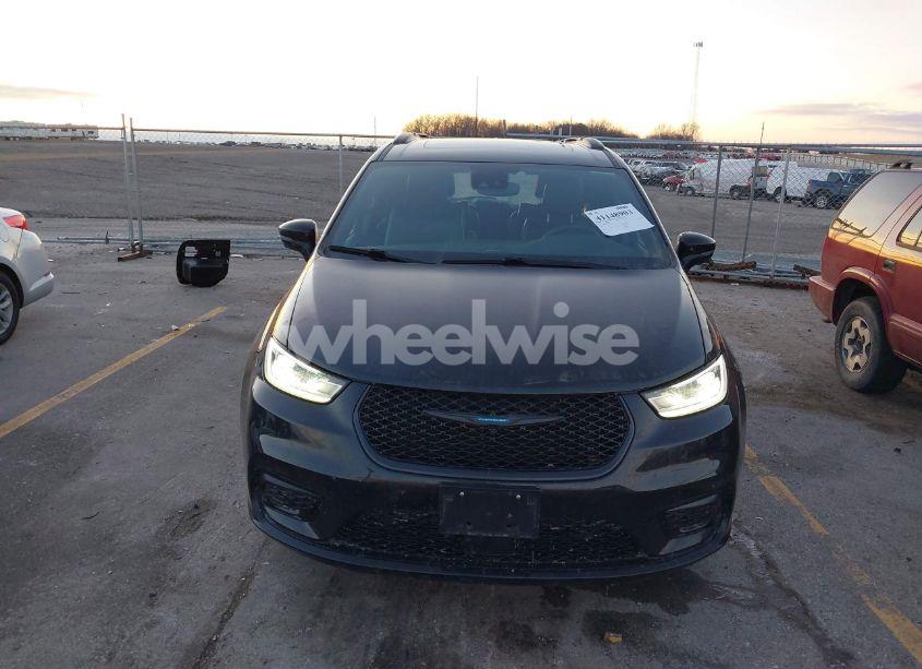 Photo 13 of 2021 Chrysler Pacifica HYBRID LIMITED (VIN 2C4RC1S78MR521915)
