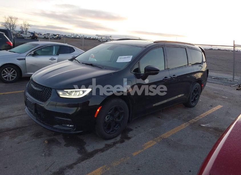 Photo 2 of 2021 Chrysler Pacifica HYBRID LIMITED (VIN 2C4RC1S78MR521915)