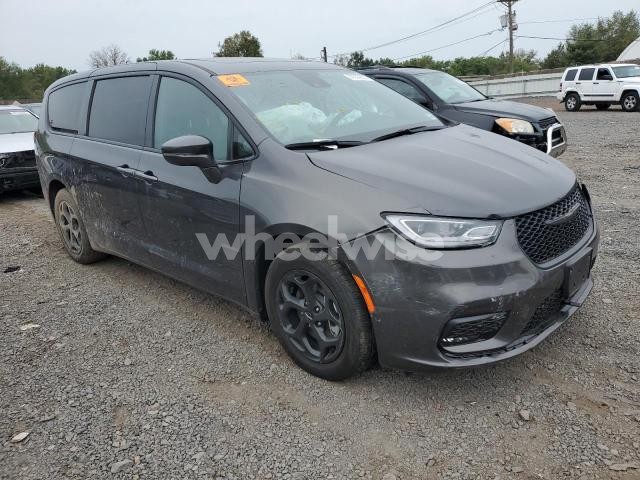 Photo 12 of 2022 CHRYSLER PACIFICA HYBRID LIMITED (VIN 2C4RC1S78NR207747)