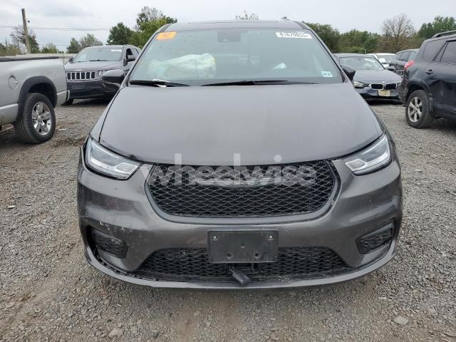 Photo 6 of 2022 CHRYSLER PACIFICA HYBRID LIMITED (VIN 2C4RC1S78NR207747)