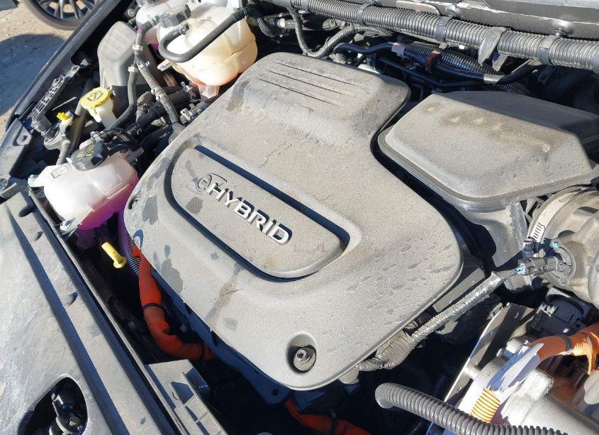 Photo 6 of 2023 Chrysler Pacifica HYBRID LIMITED (VIN 2C4RC1S7XPR595132)