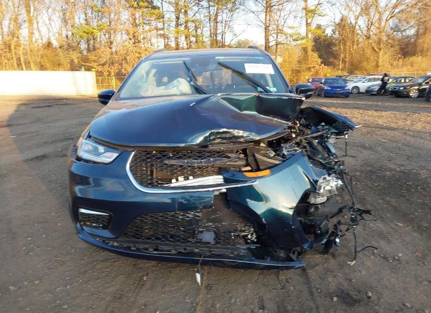 Photo 12 of 2022 Chrysler Pacifica TOURING L AWD (VIN 2C4RC3BG0NR228216)