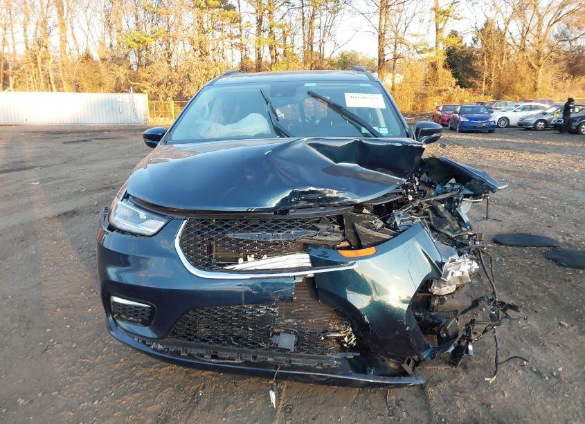 Photo 6 of 2022 Chrysler Pacifica TOURING L AWD (VIN 2C4RC3BG0NR228216)