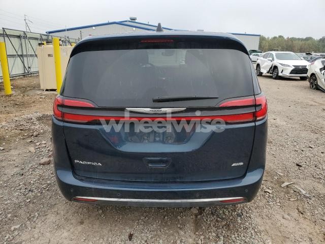 Photo 7 of 2024 CHRYSLER PACIFICA TOURING L (VIN 2C4RC3BG0RR193554)