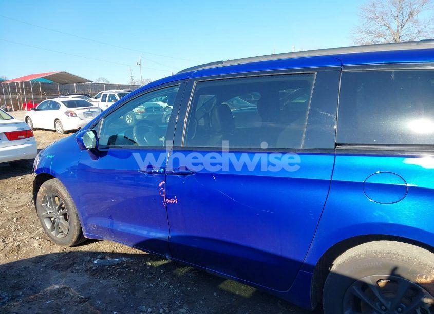 Photo 15 of 2020 Chrysler Pacifica AWD LAUNCH EDITION (VIN 2C4RC3BG1LR123861)