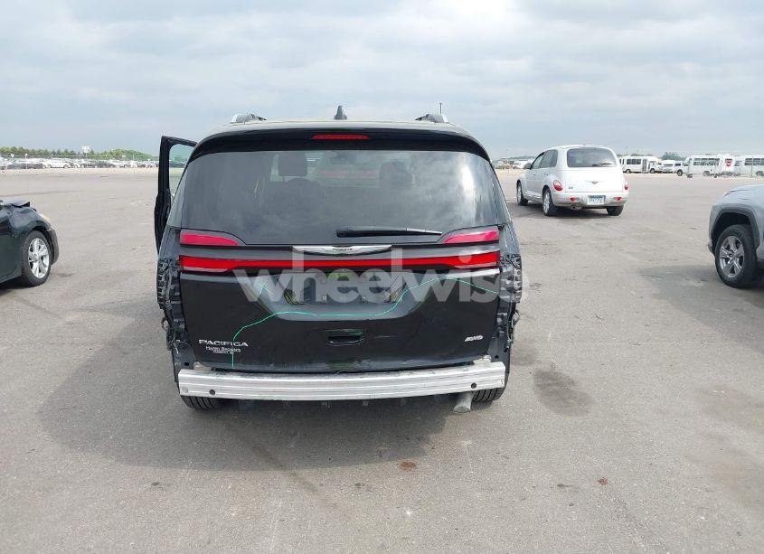 Photo 17 of 2021 Chrysler Pacifica TOURING L AWD (VIN 2C4RC3BG4MR523141)