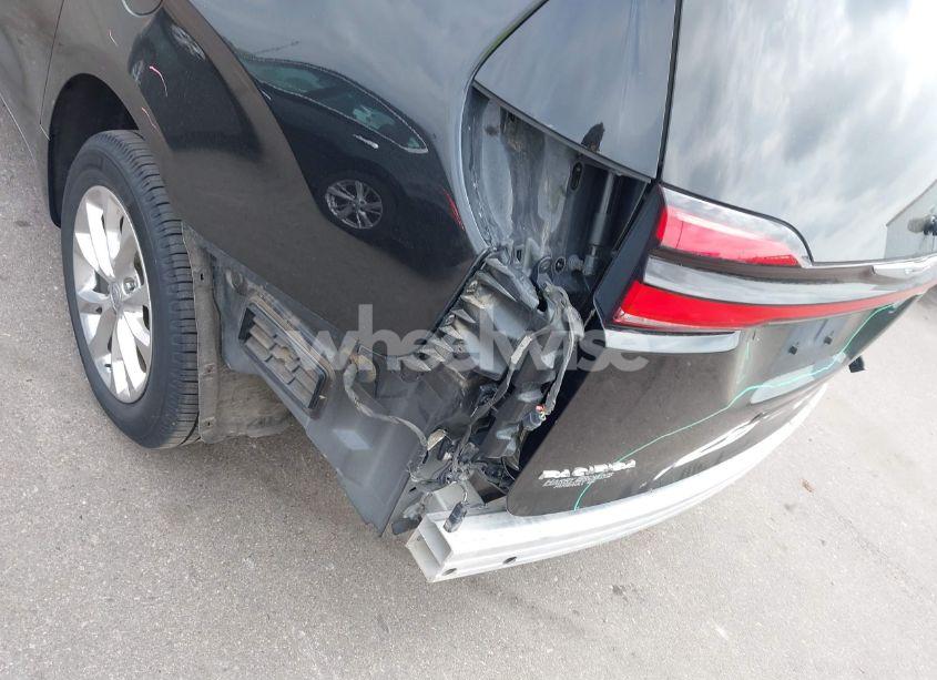 Photo 19 of 2021 Chrysler Pacifica TOURING L AWD (VIN 2C4RC3BG4MR523141)