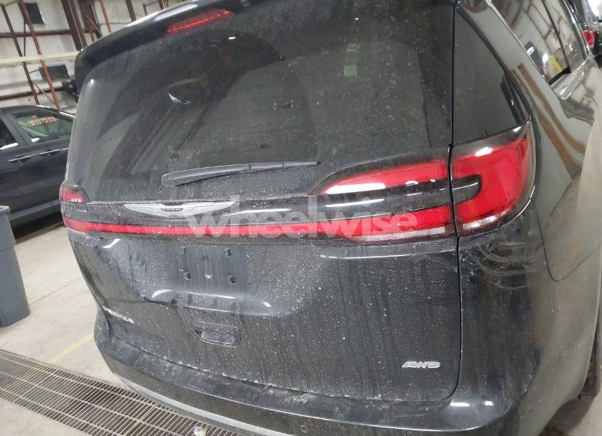 Photo 16 of 2021 Chrysler Pacifica TOURING L AWD (VIN 2C4RC3BG4MR606388)