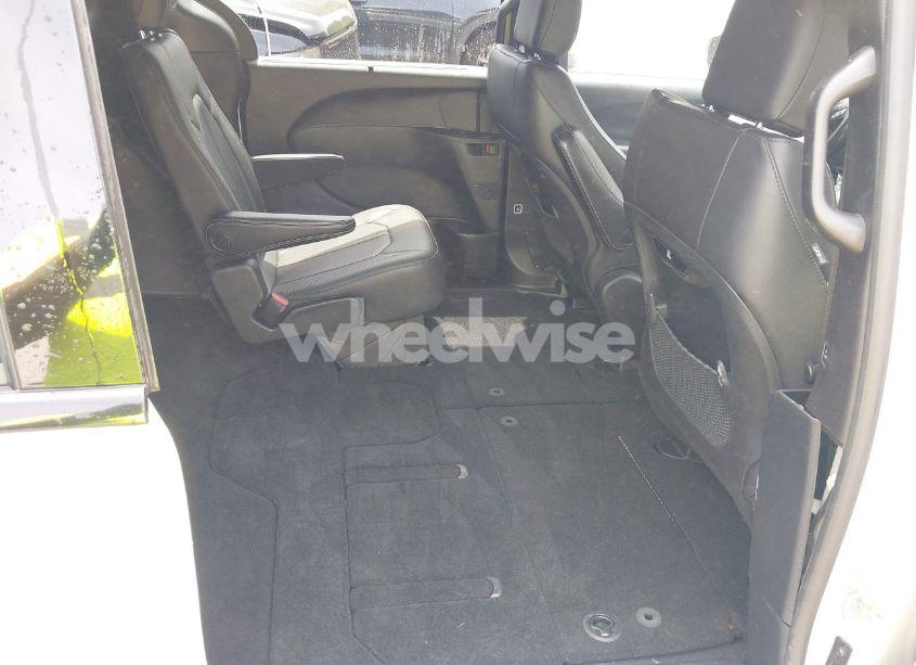 Photo 8 of 2020 Chrysler Pacifica AWD LAUNCH EDITION (VIN 2C4RC3BG6LR288952)