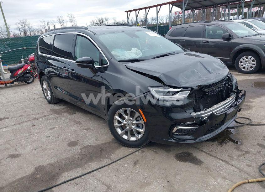 2022 Chrysler Pacifica TOURING L AWD (VIN 2C4RC3BG6NR164599) main photo