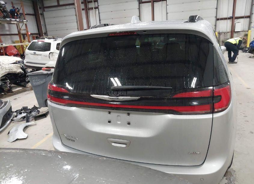 Photo 17 of 2022 Chrysler Pacifica TOURING L AWD (VIN 2C4RC3BG6NR183833)