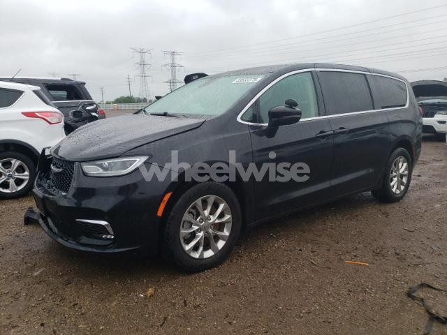 Photo 2 of 2023 CHRYSLER PACIFICA TOURING L (VIN 2C4RC3BG6PR523632)