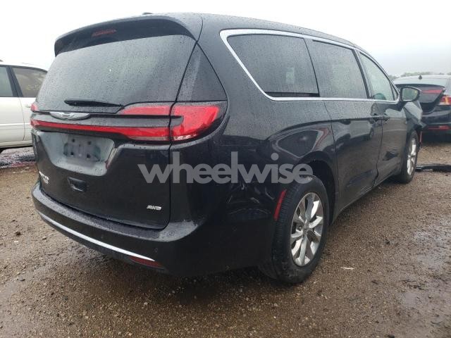 Photo 5 of 2023 CHRYSLER PACIFICA TOURING L (VIN 2C4RC3BG6PR523632)