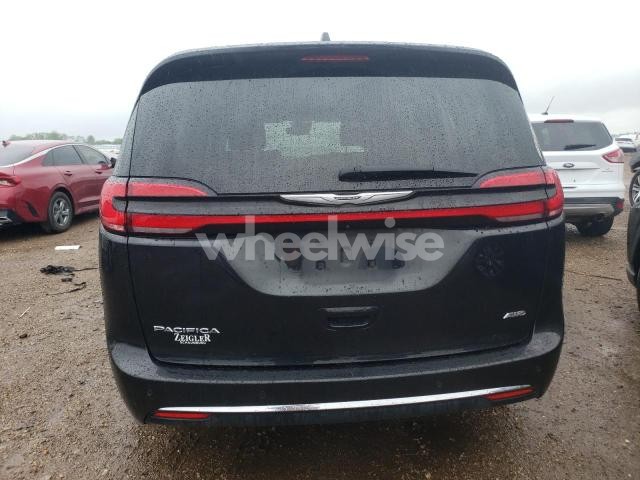 Photo 8 of 2023 CHRYSLER PACIFICA TOURING L (VIN 2C4RC3BG6PR523632)