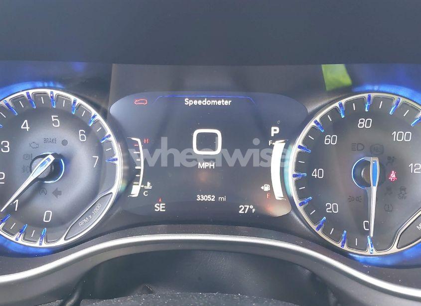 Photo 7 of 2022 Chrysler Pacifica TOURING L AWD (VIN 2C4RC3BG7NR227967)