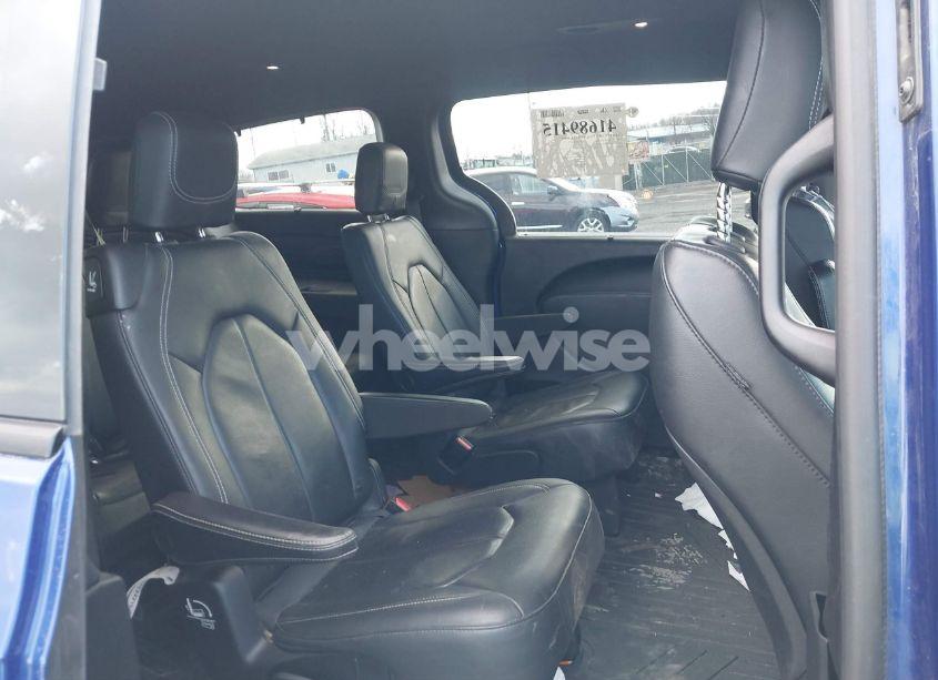 Photo 8 of 2020 Chrysler Pacifica AWD LAUNCH EDITION (VIN 2C4RC3BG9LR252124)