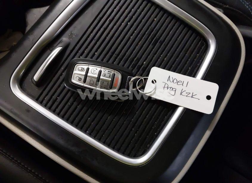 Photo 11 of 2021 Chrysler Pacifica TOURING L AWD (VIN 2C4RC3BGXMR604161)