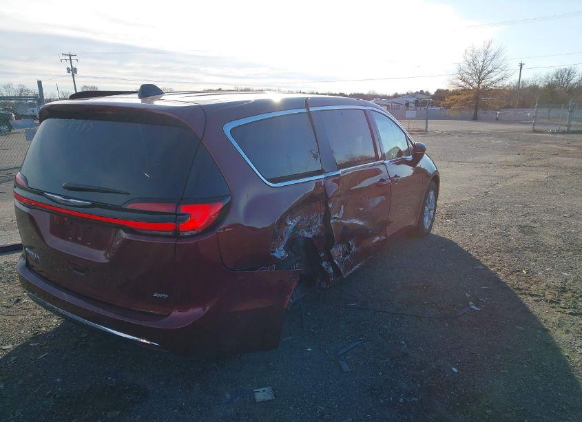 Photo 4 of 2023 Chrysler Pacifica TOURING L AWD (VIN 2C4RC3BGXPR609462)