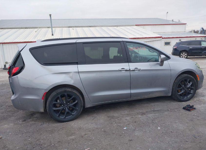 Photo 13 of 2021 Chrysler Pacifica TOURING AWD (VIN 2C4RC3FG7MR511186)